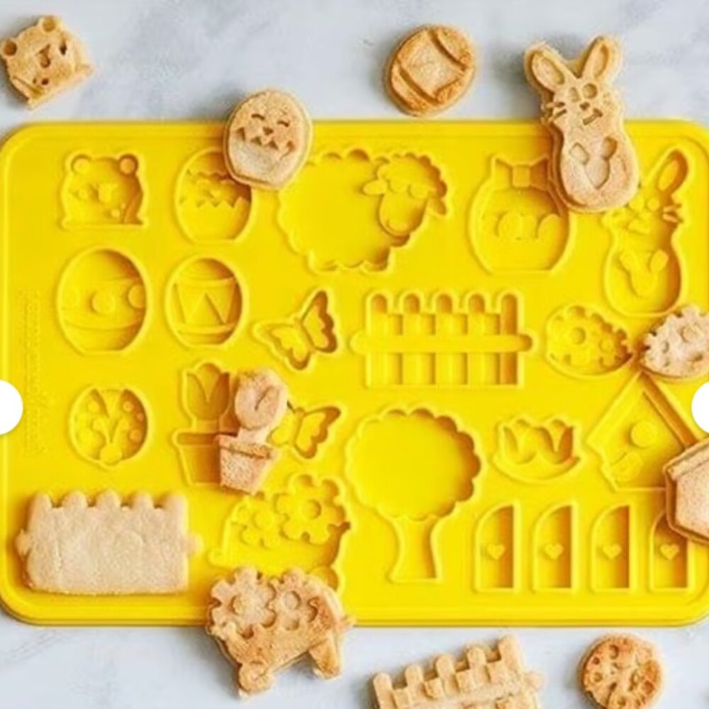Pampered Chef Yellow Spring Cookie Mold